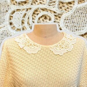 VINTAGE 60s 70s lace eyelet rounded collar knit sweater short sleeve cottagecore